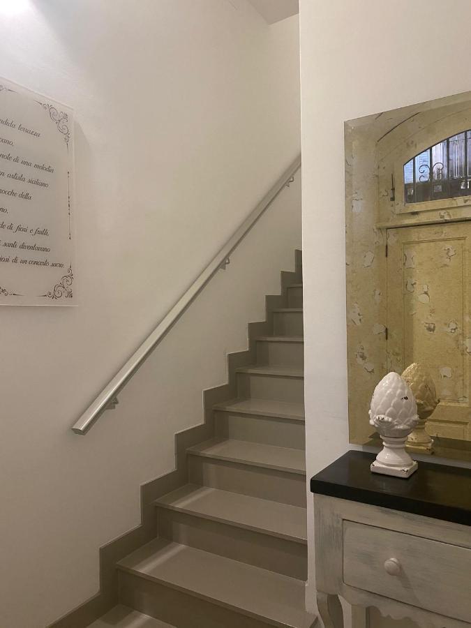 阿奇雷亚莱 Palazzo Frami酒店 外观 照片